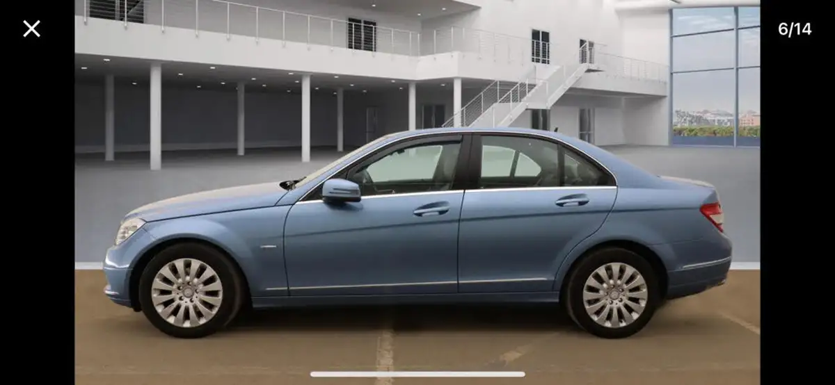 2010-mercedes-benz-c-class-18-c250-cgi-elegance-saloon-4d-big-3