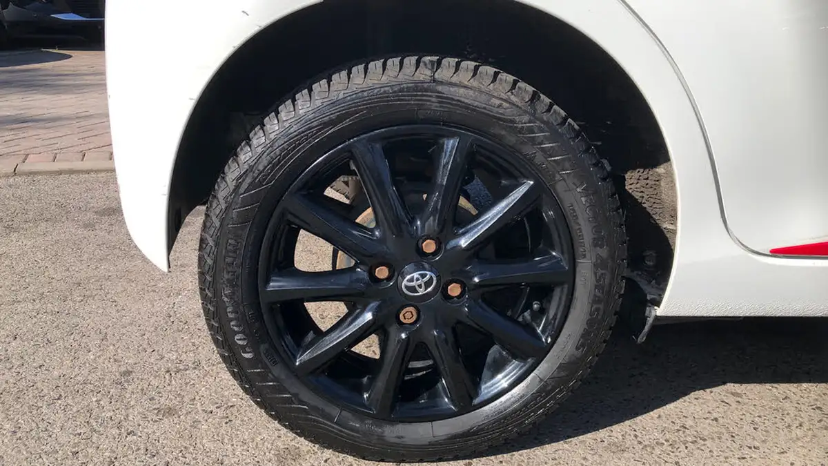 2018-toyota-aygo-10-vvt-i-x-press-71bhp-big-14