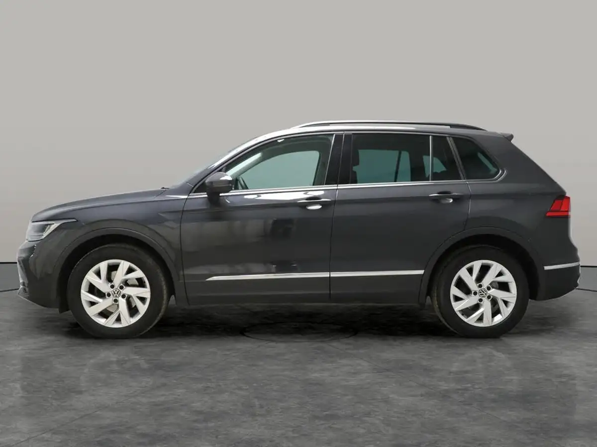 2022-volkswagen-tiguan-15-tsi-life-150ps-dsg-big-9
