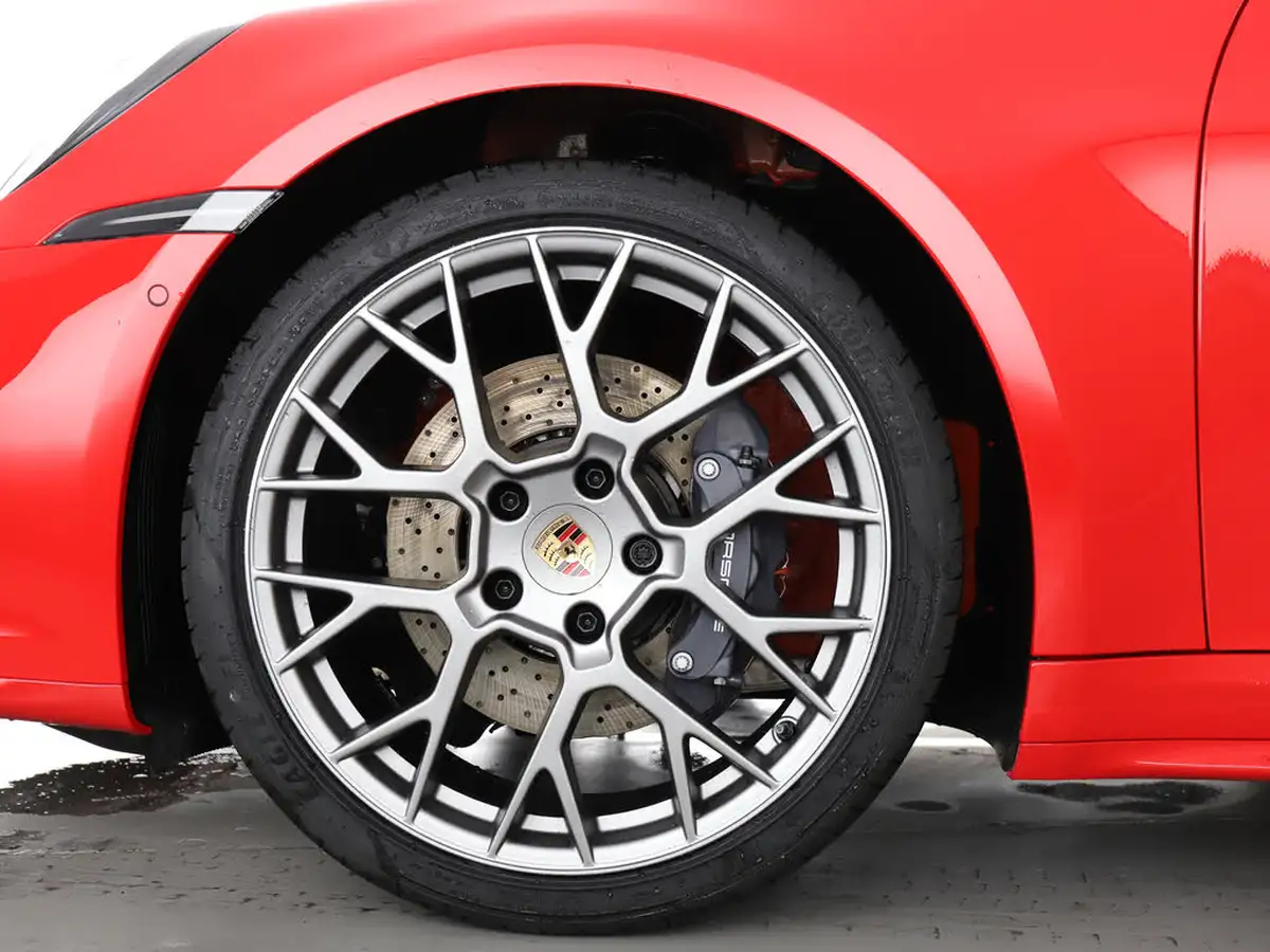 2024-porsche-911-30-carrera-394ps-coupe-big-3