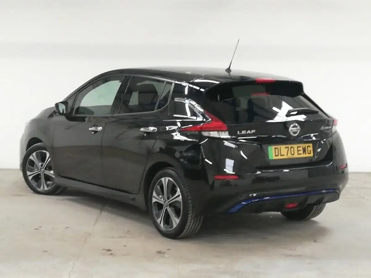 2020-nissan-leaf-e-n-connecta-big-1