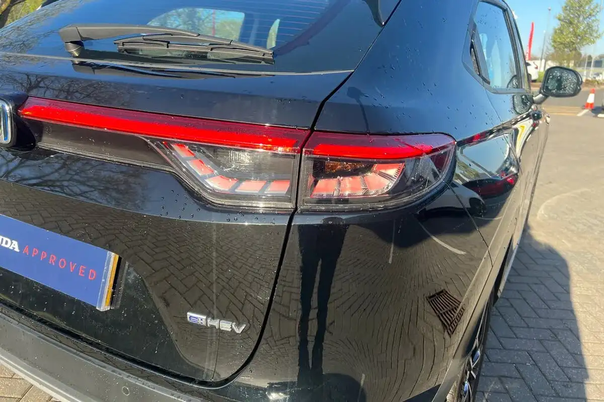 2023-honda-hr-v-15-i-mmd-elegance-big-25