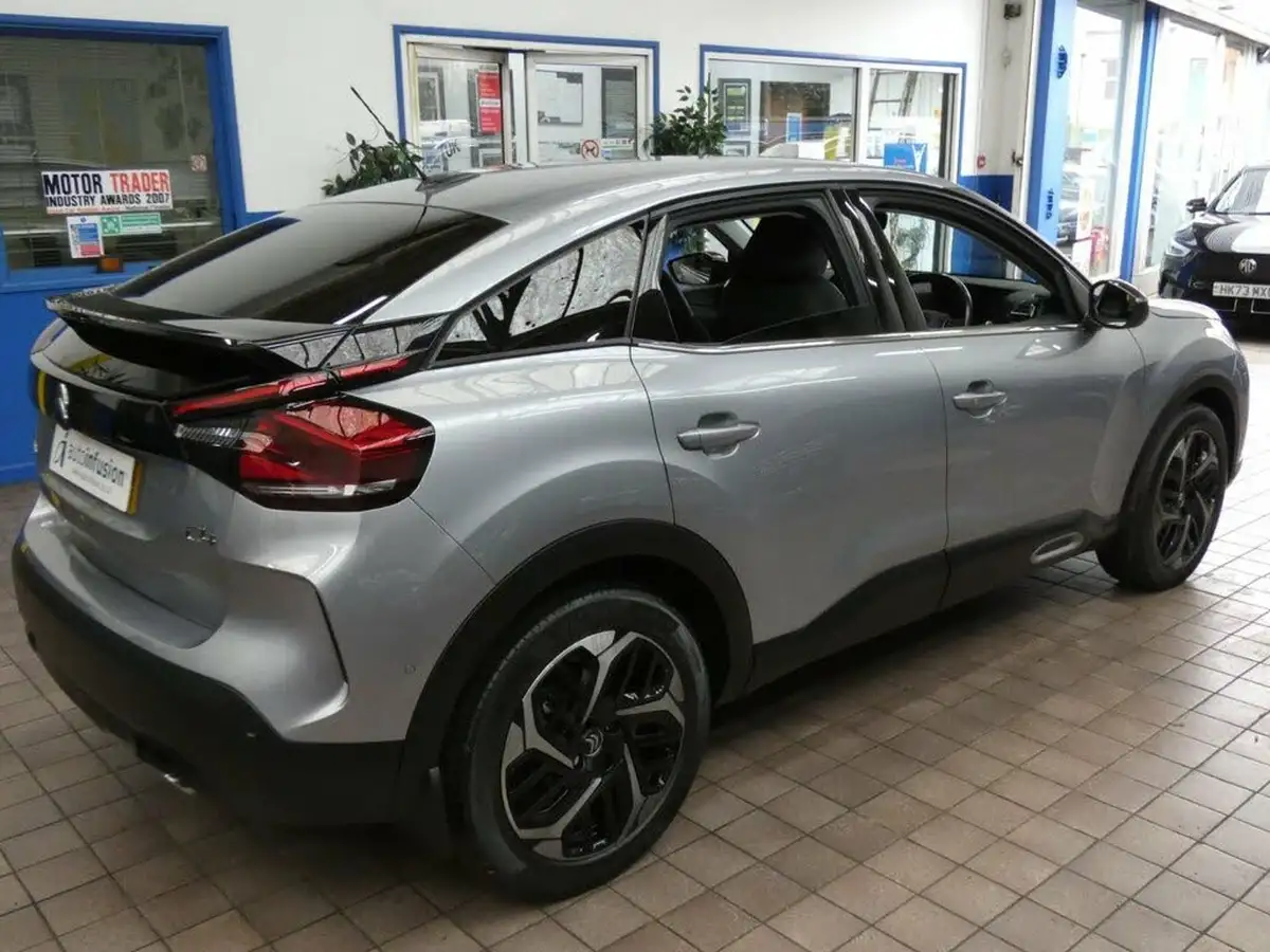 2021-citroen-c4-15bluehdi-shine-130ps-eat8-big-41