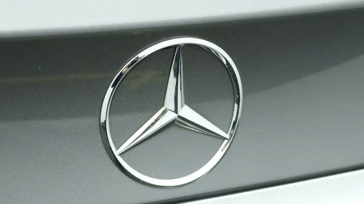 2019-mercedes-benz-gla-class-16-gla-180-urban-edition-ss-big-20