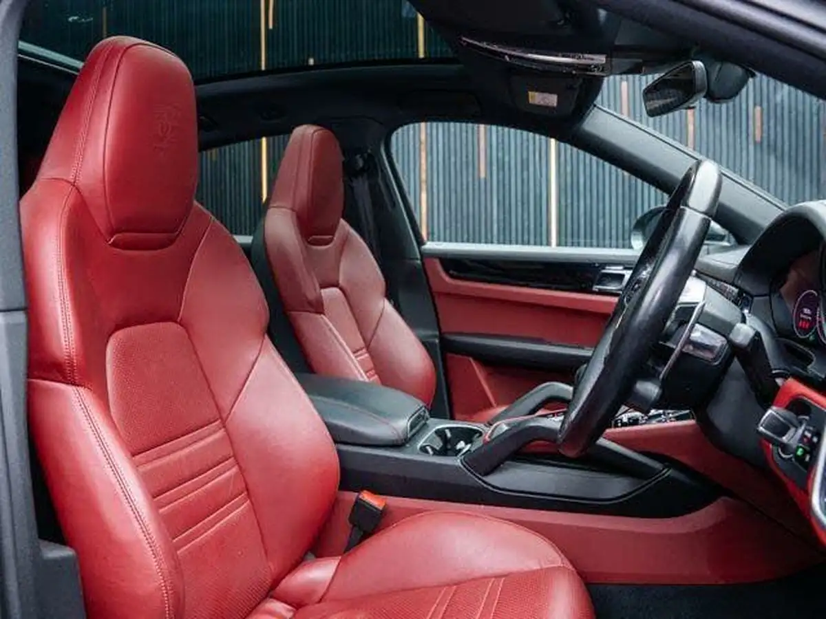 2021-porsche-cayenne-30-v6-coupe-big-1