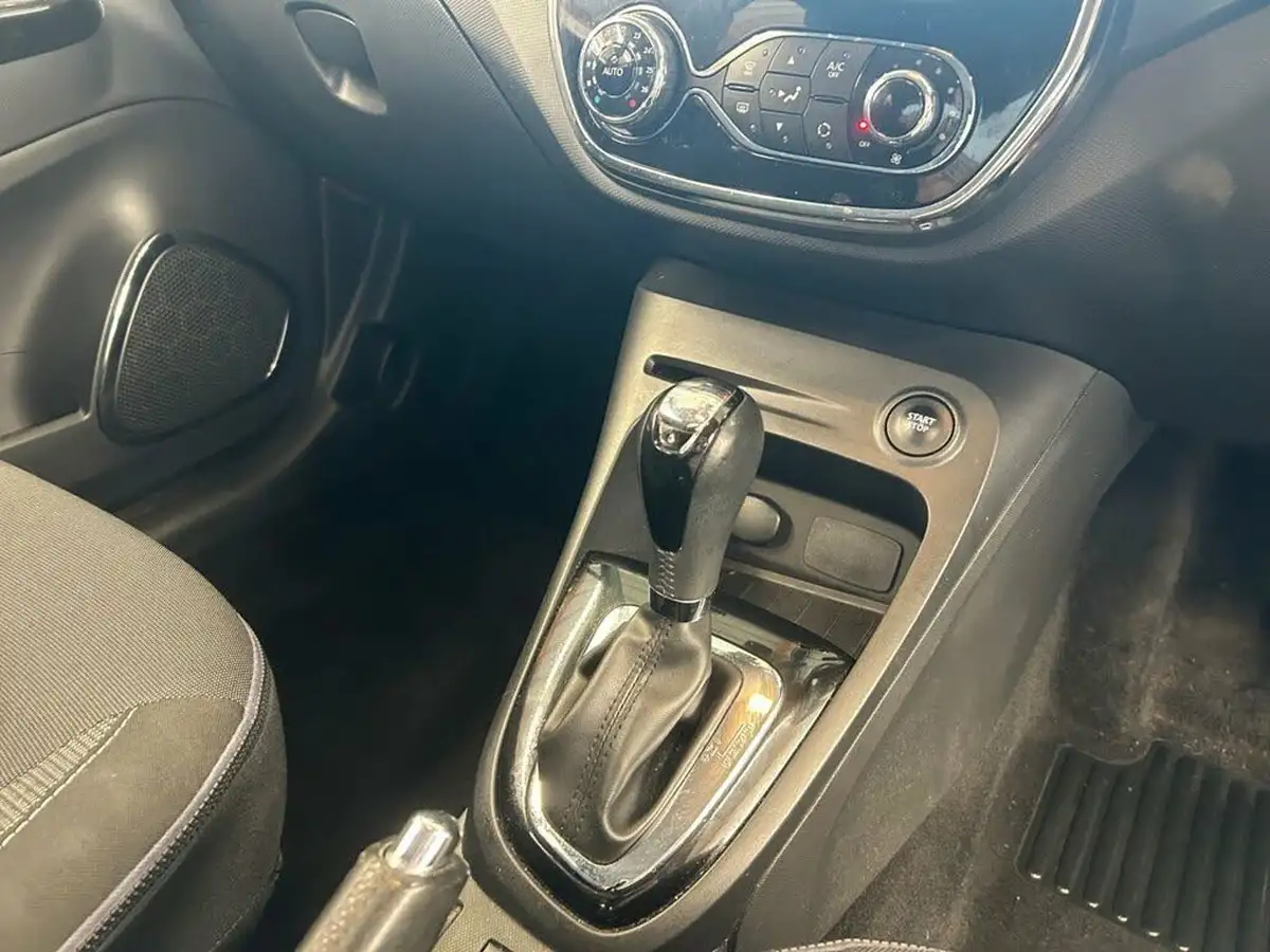 2016-renault-captur-15dci-dynamique-s-nav-90bhp-edc-auto-big-24