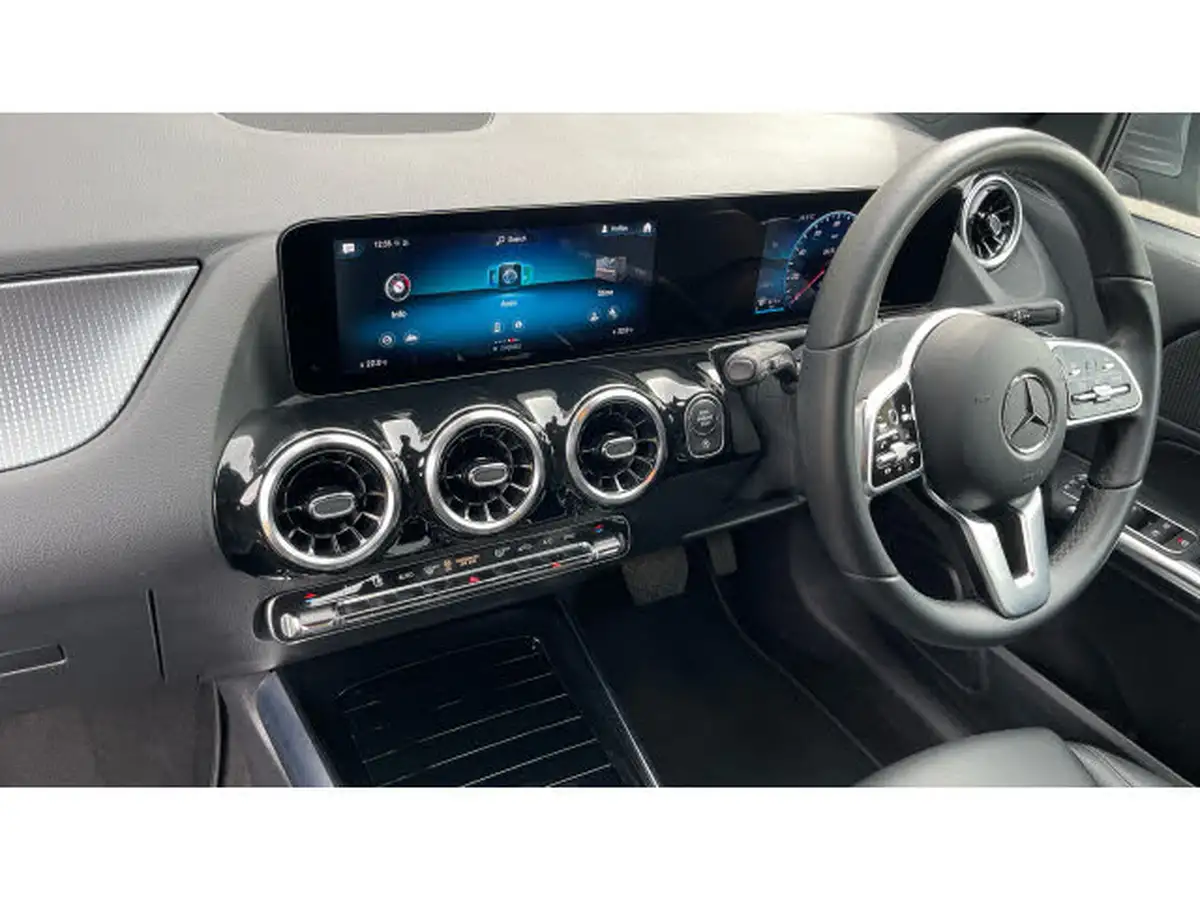 2023-mercedes-benz-gla-class-13-gla-200-sport-executive-station-wagon-big-8