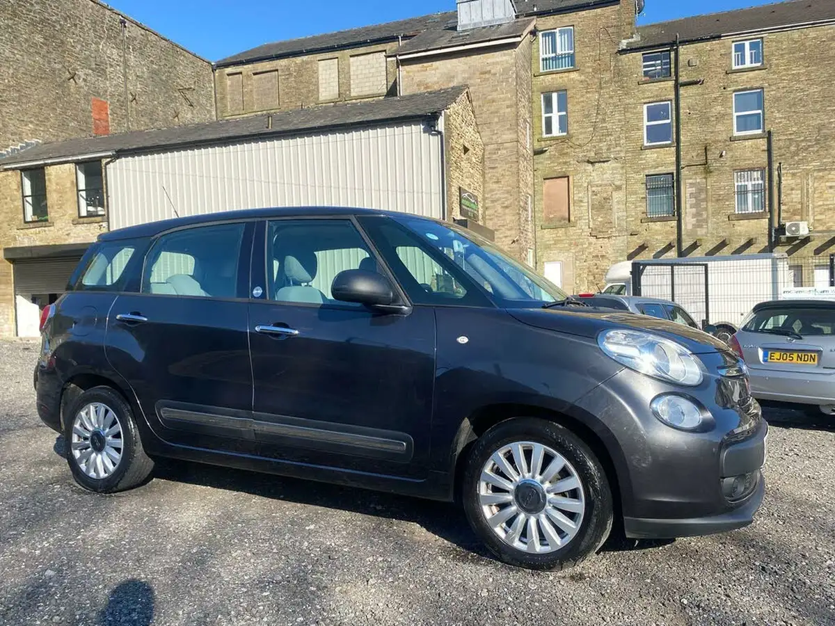 2015-fiat-500l-13-multijet-pop-star-mpw-85bhp-mpv-big-1