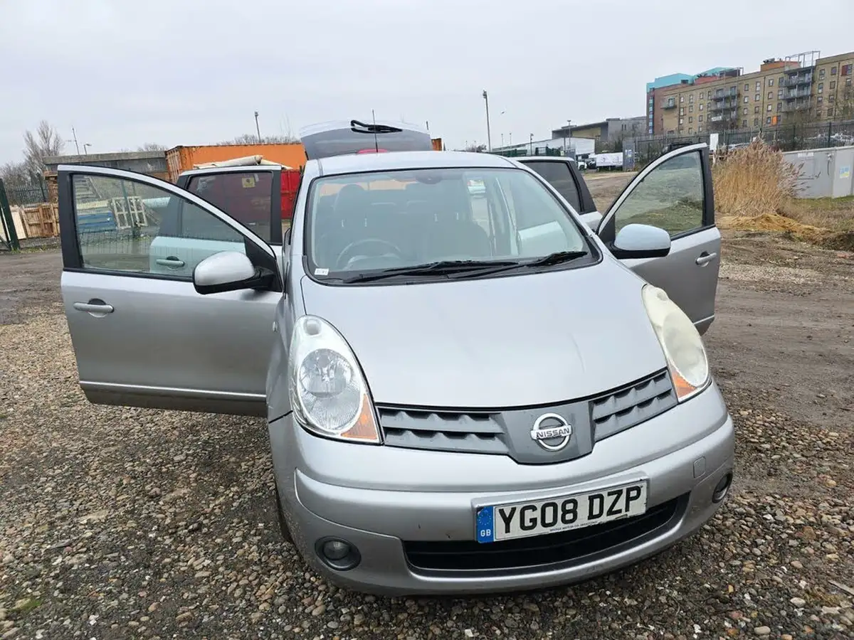 2008-nissan-note-16-tekna-auto-big-12