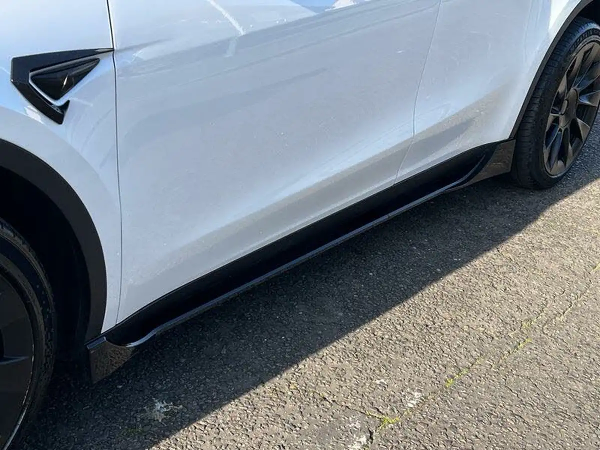 2022-tesla-model-y-e-long-range-big-37