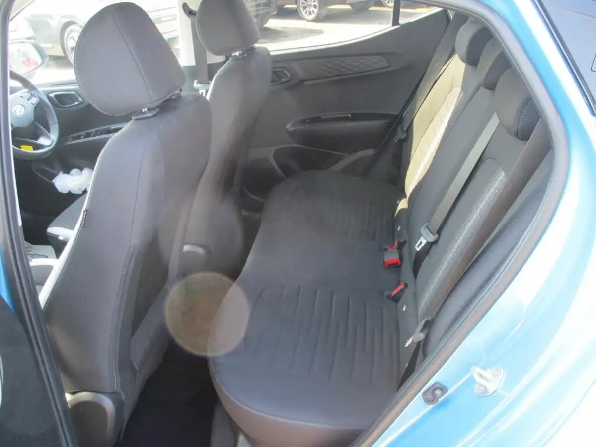 2022-hyundai-i10-12-premium-auto-big-4
