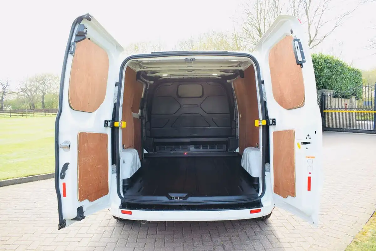 2021-ford-transit-custom-20tdci-300-l1h1-limited-130pseu6dt-panel-van-big-4
