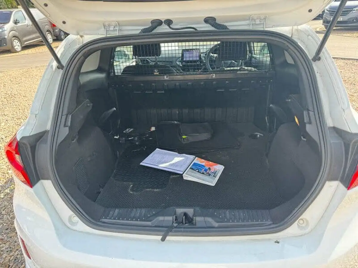 2019-ford-fiesta-10-ecoboost-sport-125pseu6dt-big-9