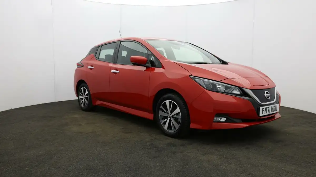 2021-nissan-leaf-e-acenta-big-0