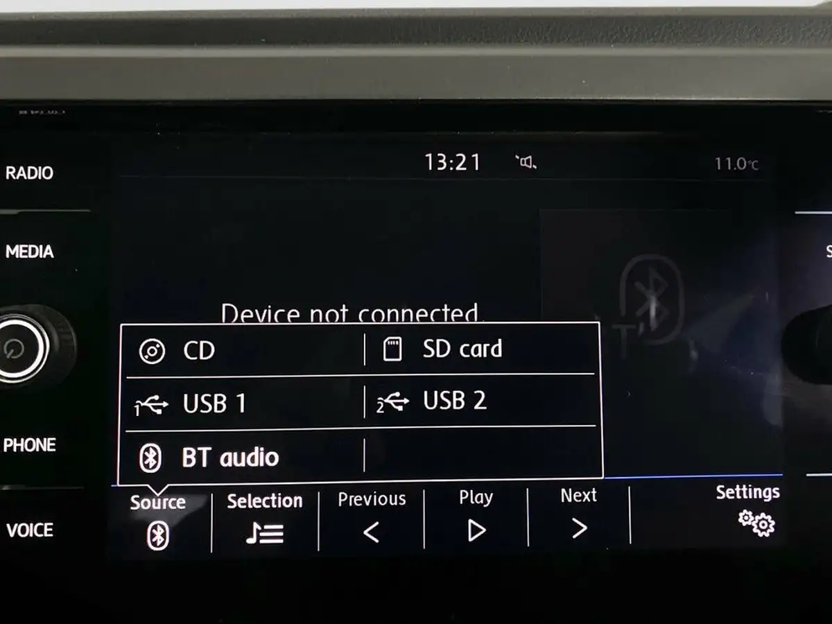 2019-volkswagen-polo-10-tsi-se-ss-dsg-big-18
