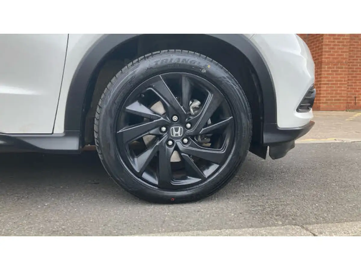 2019-honda-hr-v-15-i-vtec-se-big-8