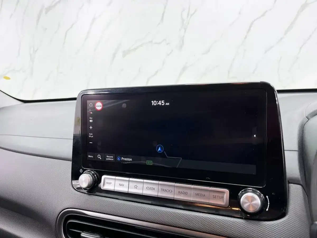 2022-hyundai-kona-e-premium-136ps-39kwh-big-18