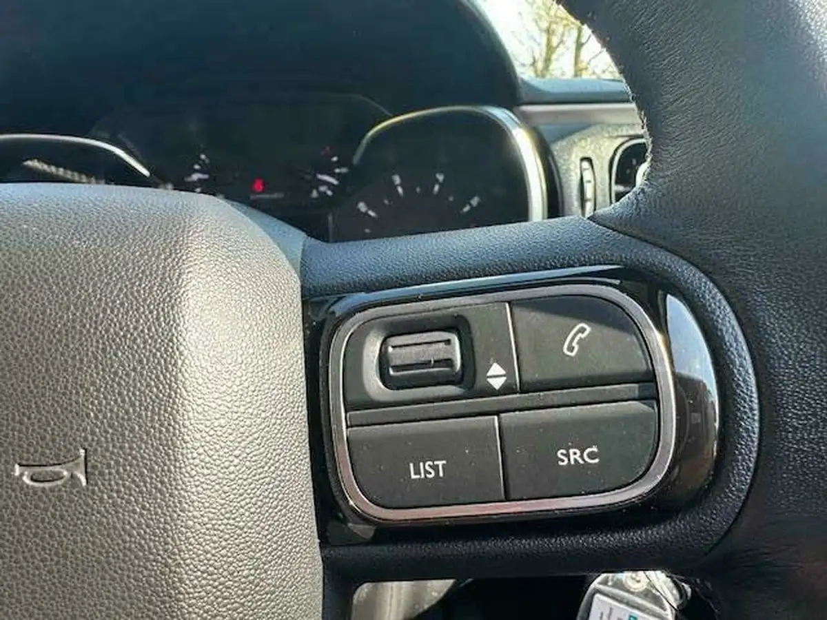 2018-citroen-c3-12-puretech-flair-82ps-big-15