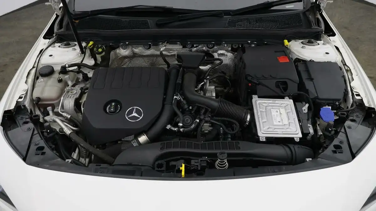 2022-mercedes-benz-cla-13-cla-180-amg-line-premium-shooting-brake-5d-big-18