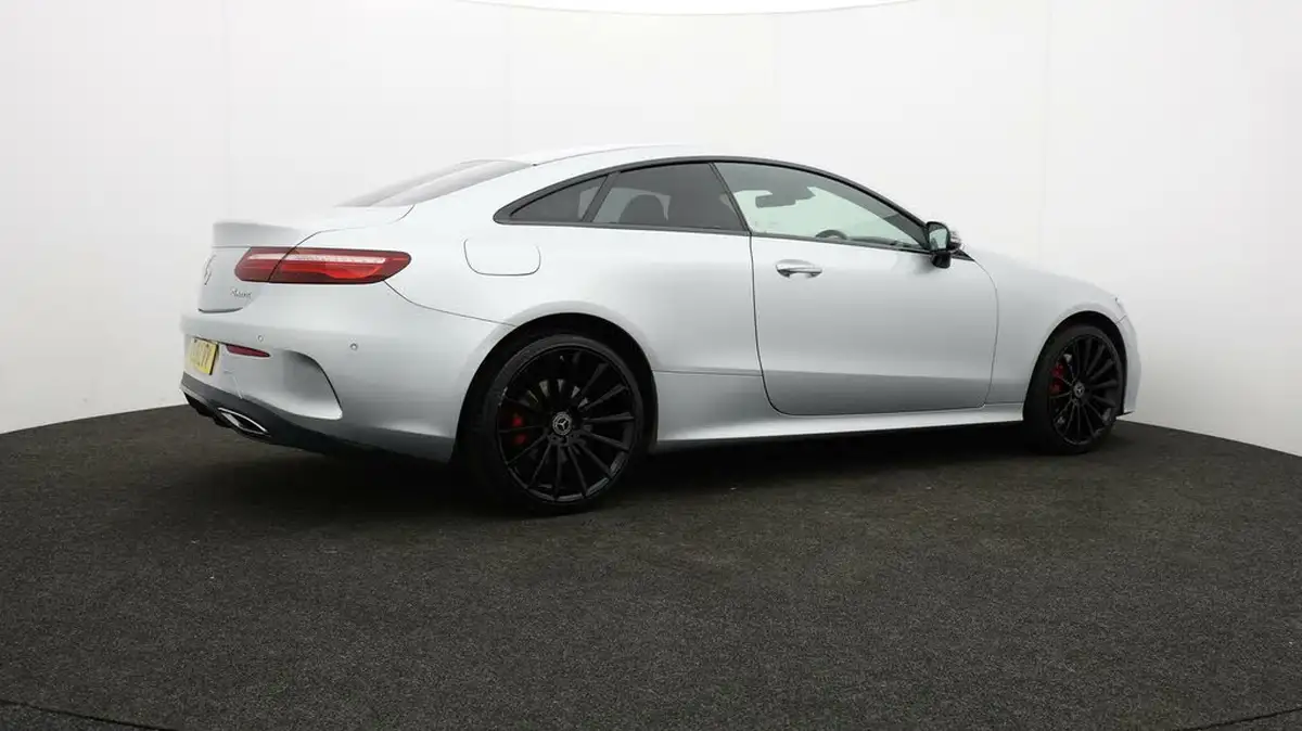 2019-mercedes-benz-e-class-30-d-e400d-amg-line-premiumss-coupe-2d-plus-big-27