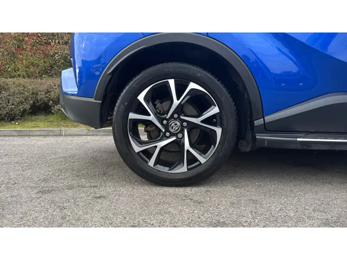 2021-toyota-c-hr-18-vvt-i-design-big-6