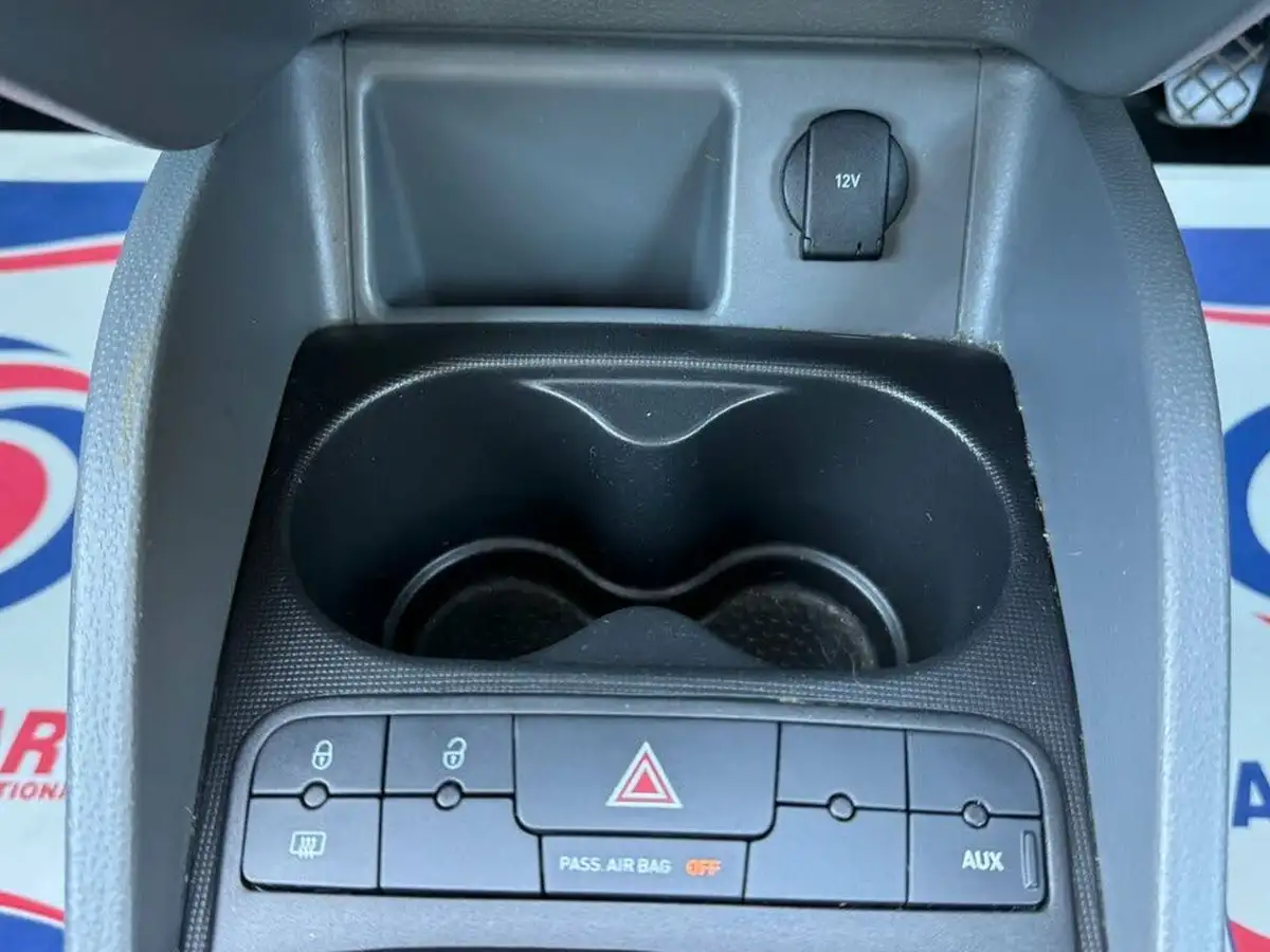 2012-seat-ibiza-14-se-copa-sportcoupe-hatchback-3d-big-14