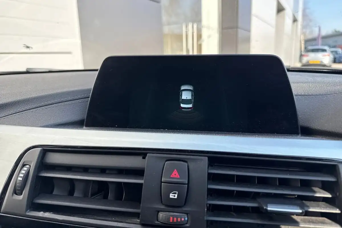 2018-bmw-3-series-20td-320d-m-sport-saloon-4d-auto-big-49