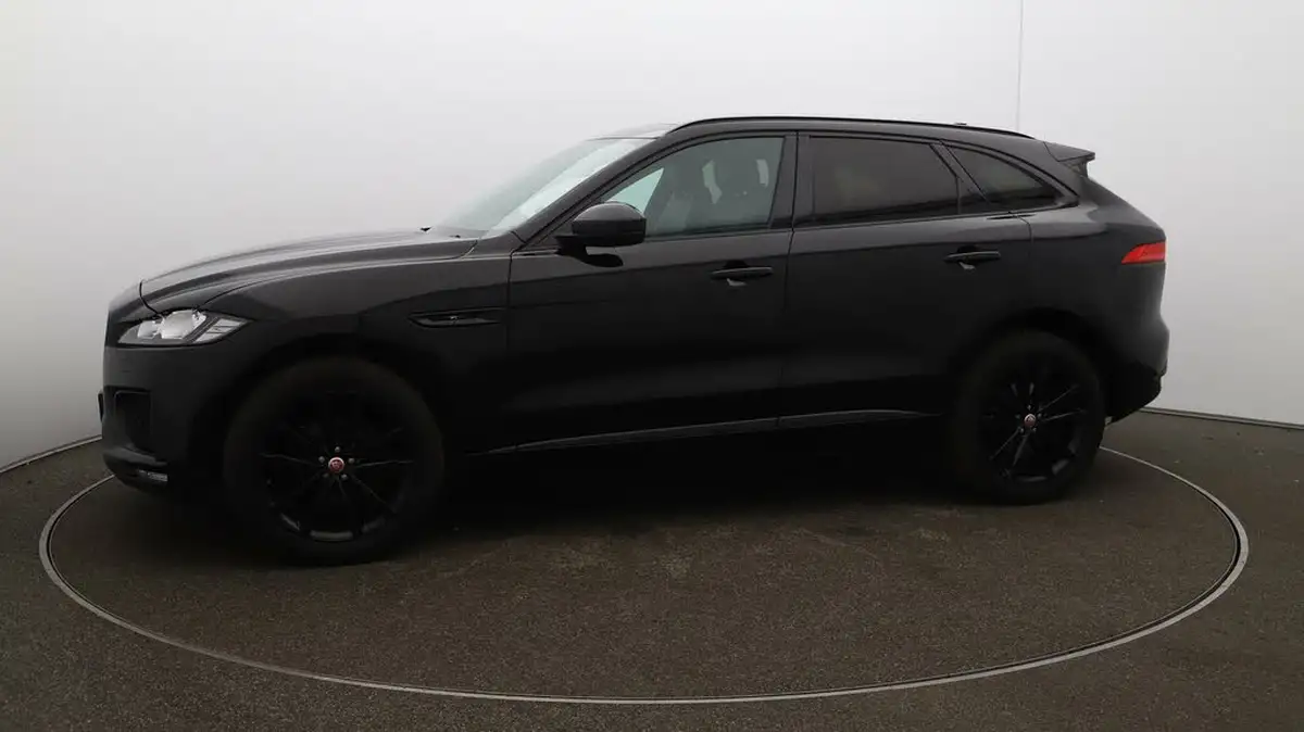 2020-jaguar-f-pace-20-i4d-chequered-flag-240ps-big-59