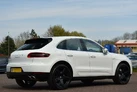 2015-porsche-macan-30td-s-small-2