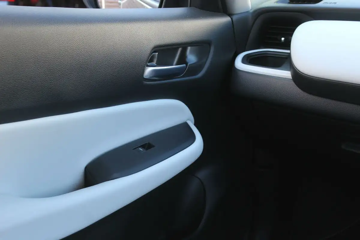 2021-honda-jazz-15-i-mmd-ex-107ps-big-28