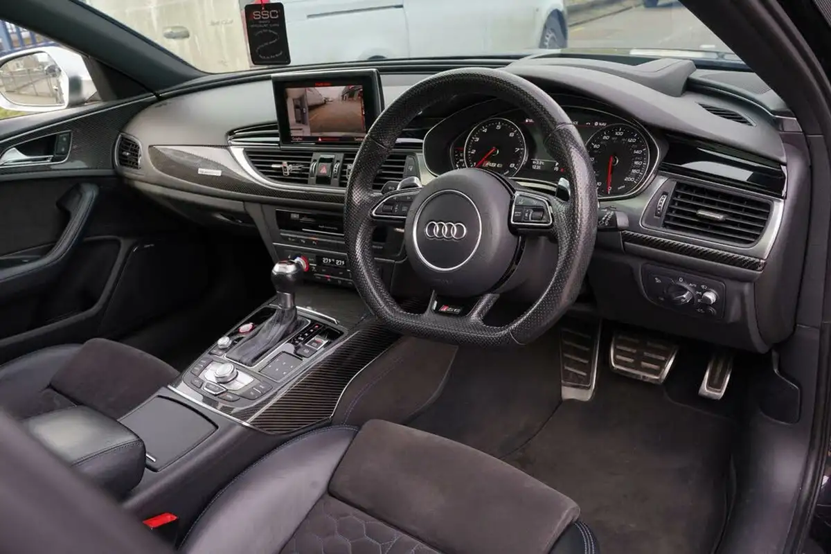 2017-audi-rs6-avant-40-tfsi-quattro-performance-big-12