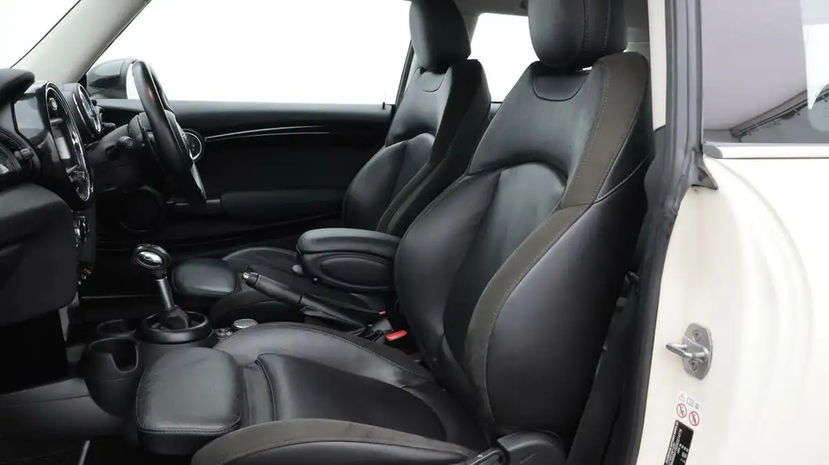 2017-mini-cooper-20-cooper-s-ss-hatchback-3d-sport-auto-big-14