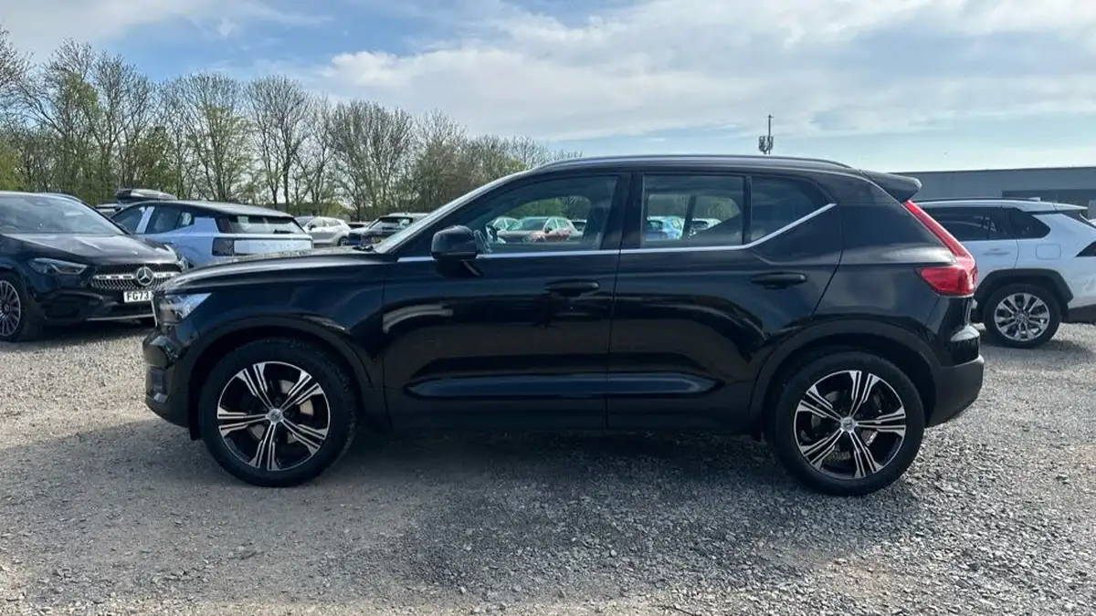 2019-volvo-xc40-20td-d3-inscription-pro-awd-geartronic-big-7