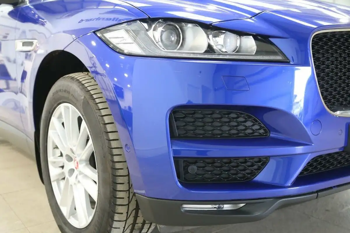 2017-jaguar-f-pace-20-i4d-portfolio-240ps-awd-ss-auto-big-16