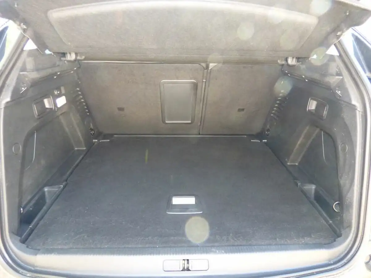 2017-peugeot-3008-suv-16-thp-allure-big-10