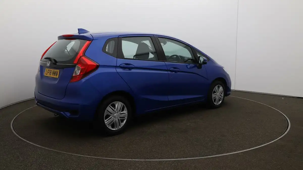 2018-honda-jazz-13-i-vtec-s-big-43