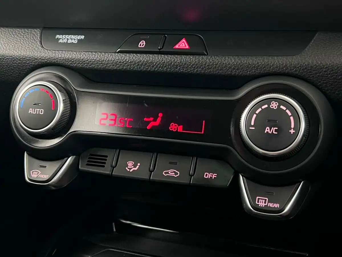 2020-kia-stonic-10-t-gdi-3-big-25