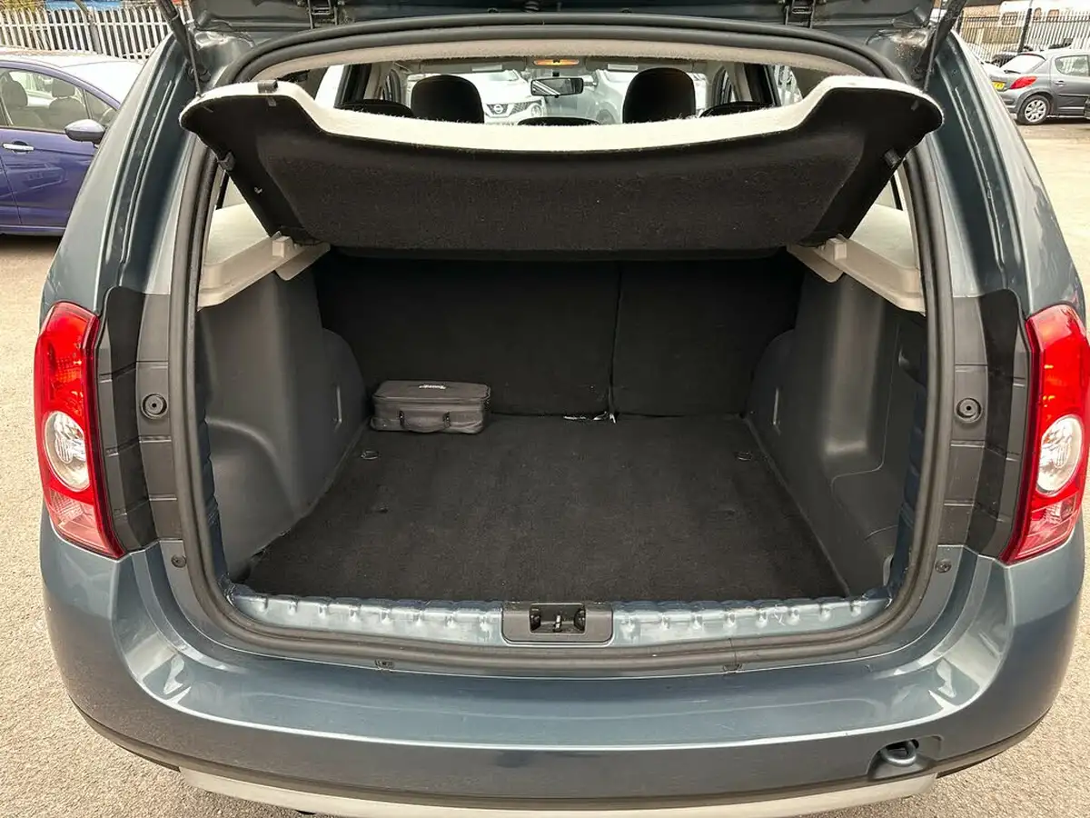 2014-dacia-duster-15d-laureate-110-107bhp-big-13