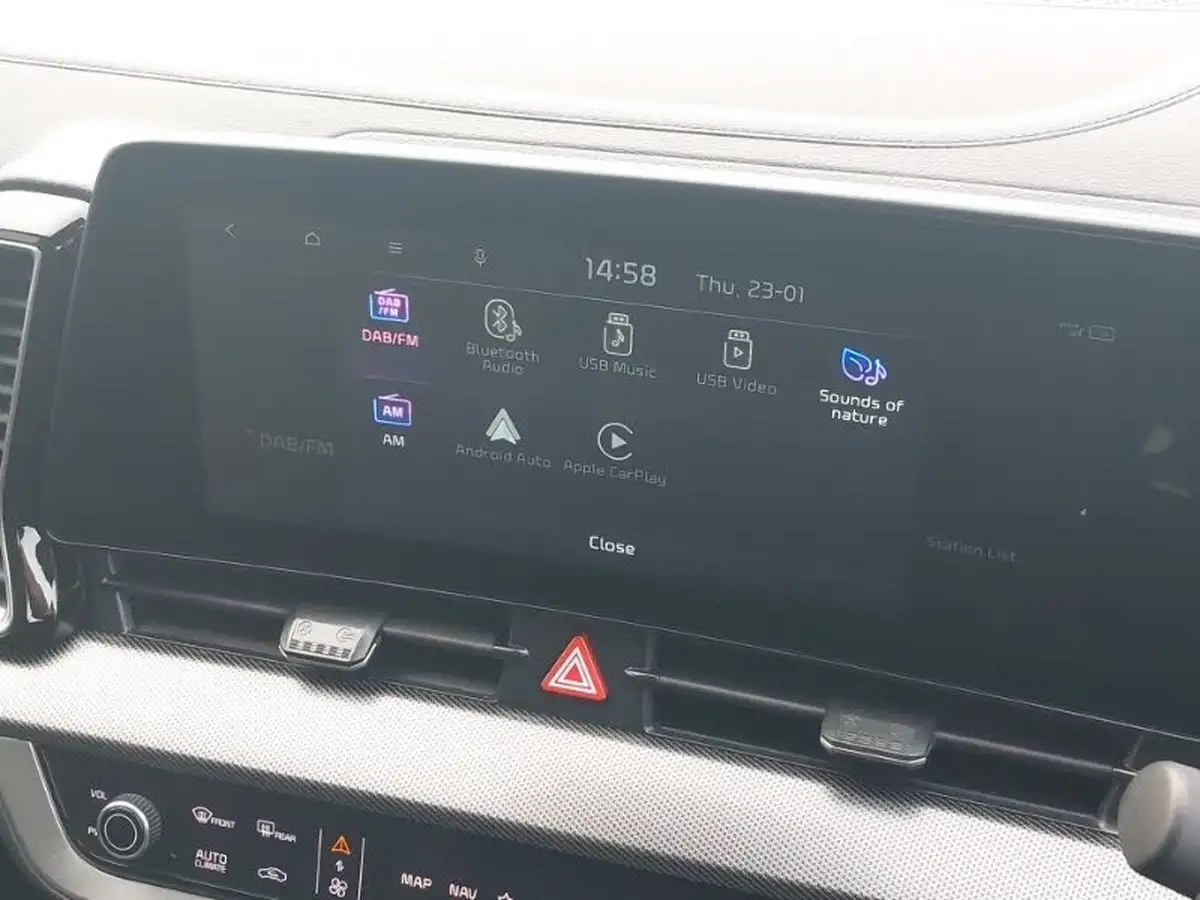 2023-kia-sportage-16-t-gdi-4-261bhp-awd-phev-auto-big-14