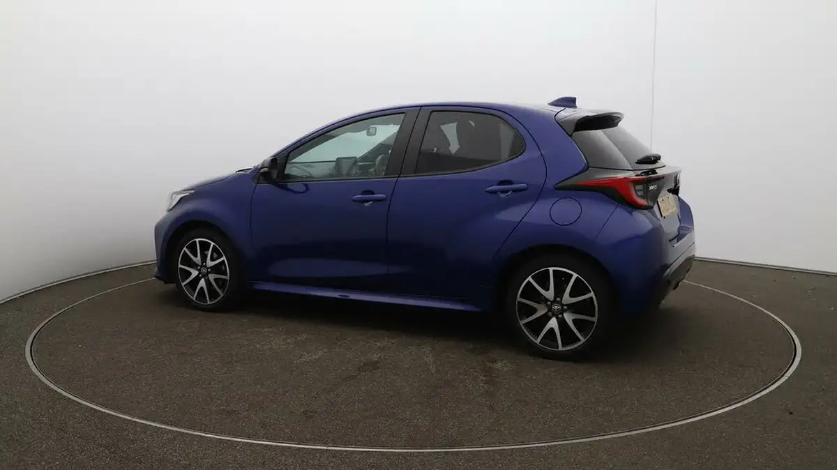 2022-toyota-yaris-15-vvt-i-dynamic-big-39