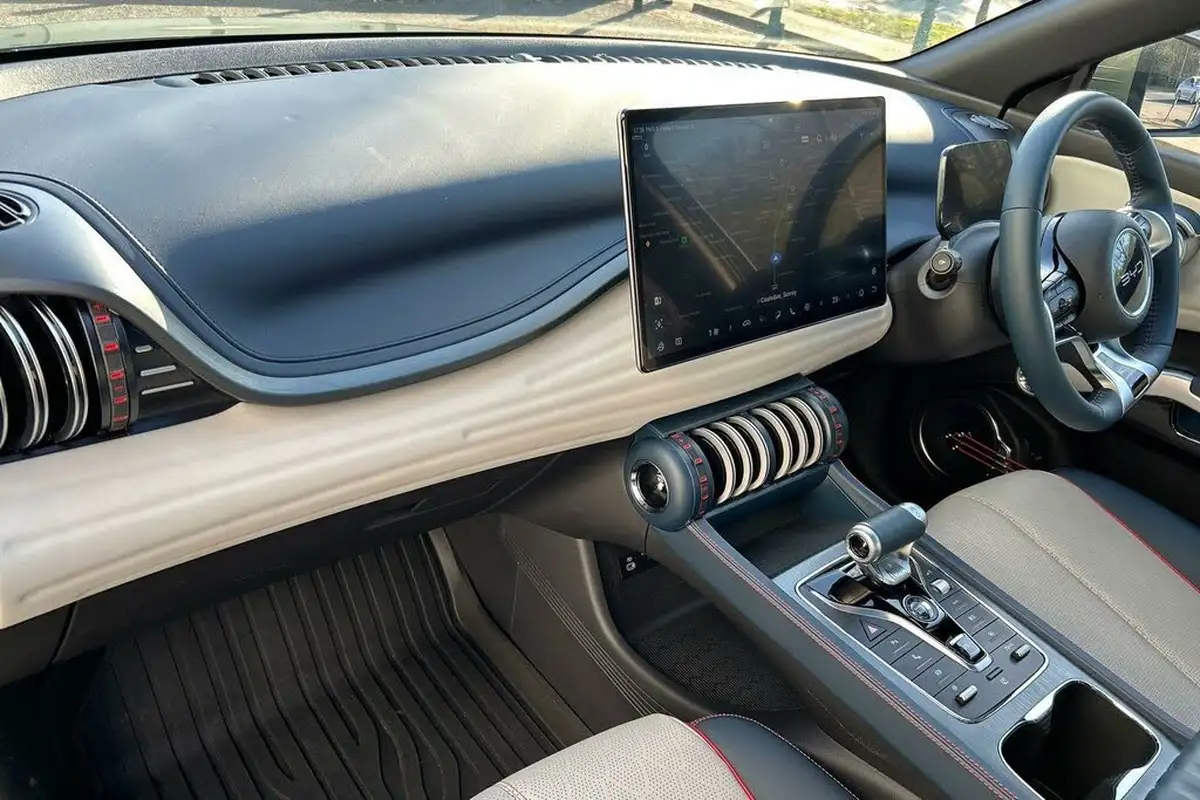 2024-byd-atto-3-e-design-big-26
