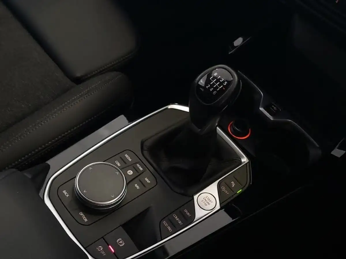 2021-bmw-1-series-big-9