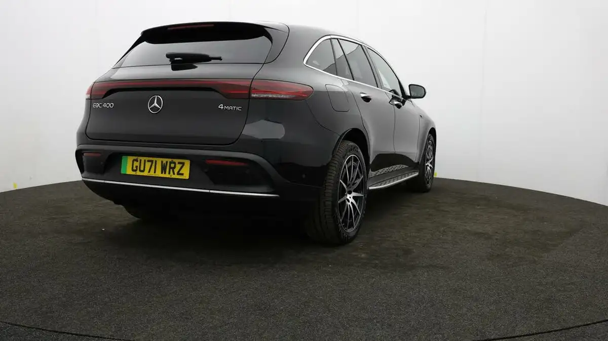 2021-mercedes-benz-eqc-e-eqc-400-amg-line-big-75