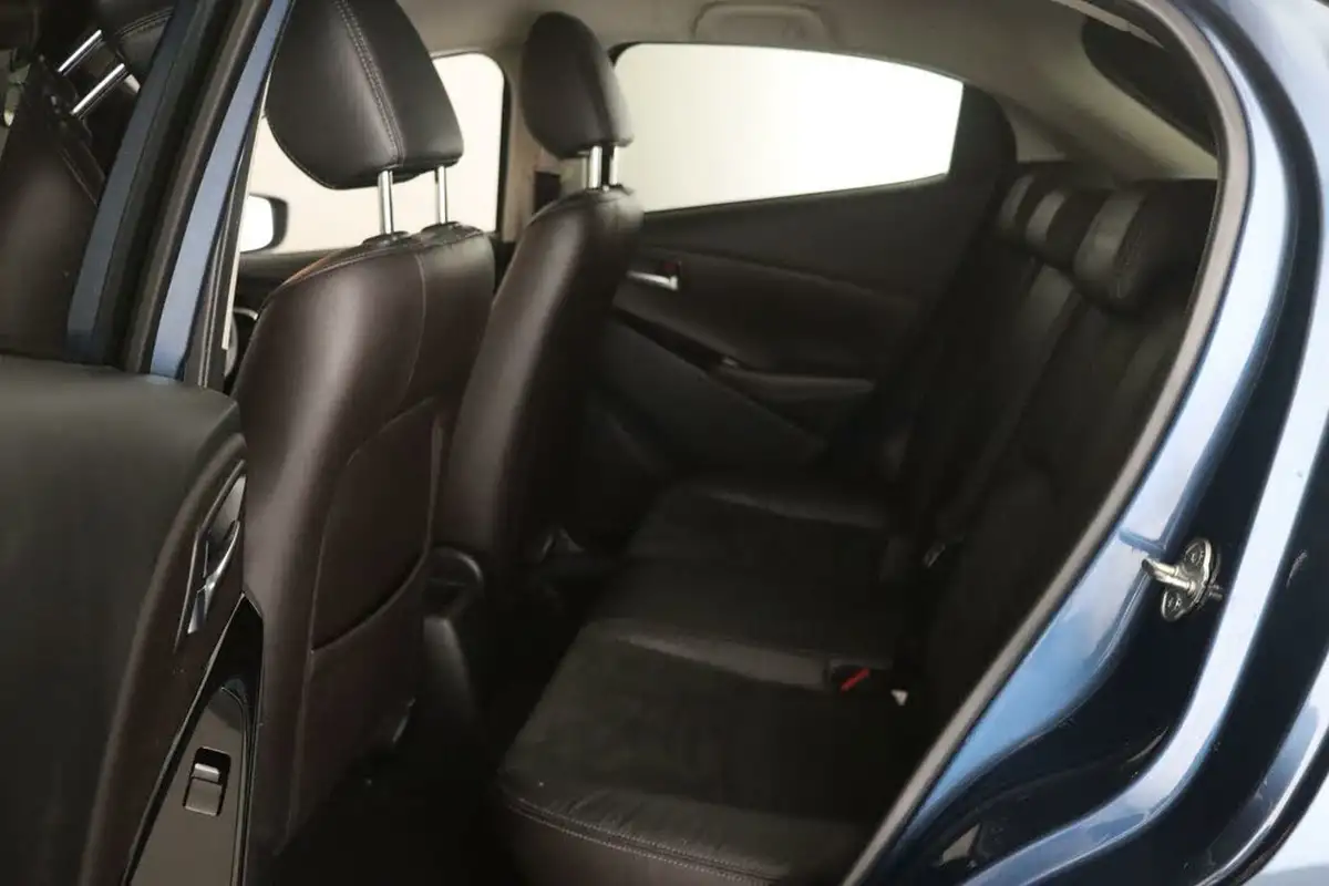2019-mazda-mazda2-15-gt-sport-nav-115ps-big-11