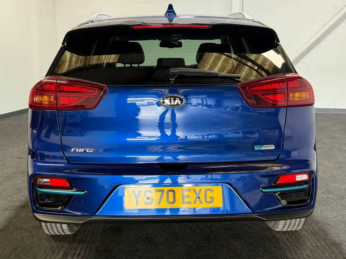 2021-kia-e-niro-ev-4-big-4