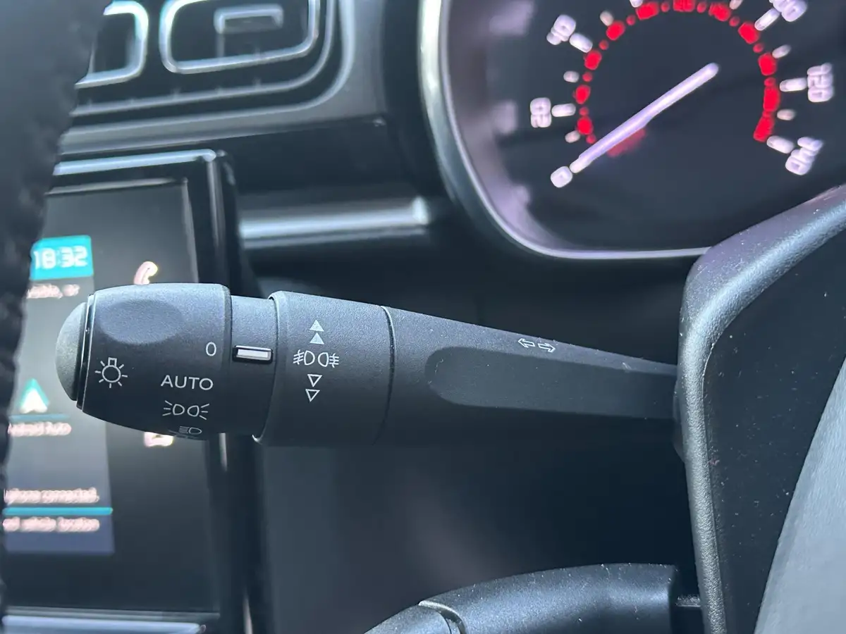 2019-citroen-c3-15bluehdi-flair-big-33