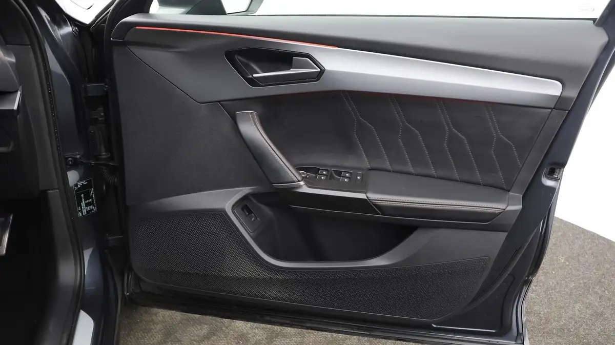 2022-cupra-formentor-20-tsi-vz2-310ps-4drive-big-14