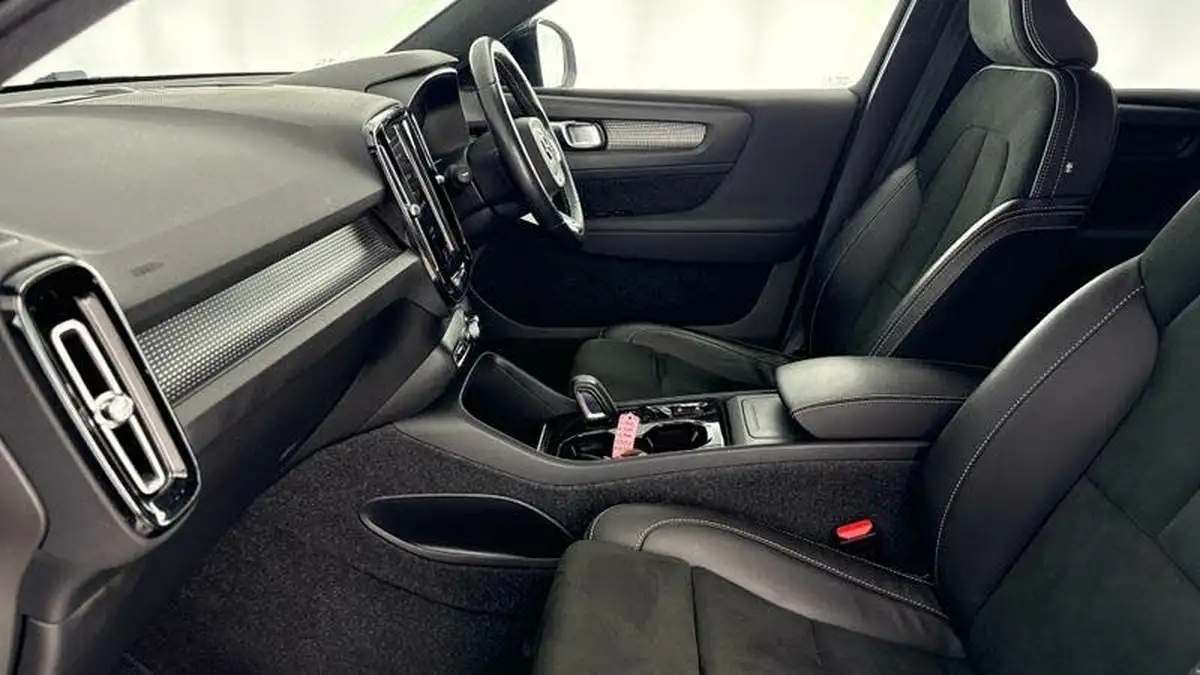 2021-volvo-xc40-20-b4-r-design-197bhp-awd-geartronic-big-36