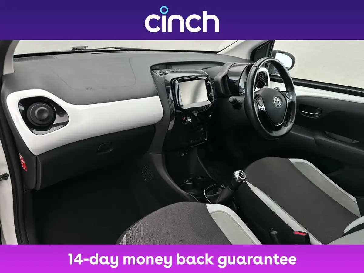 2017-toyota-aygo-10-vvt-i-x-press-71bhp-big-9