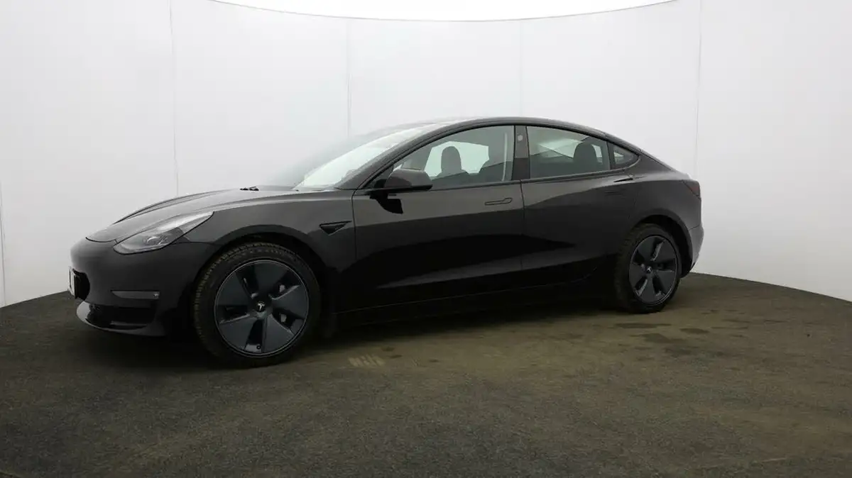 2021-tesla-model-3-e-long-range-awd-big-27
